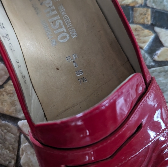 Mephisto Red moccasins - Picture 6 of 6